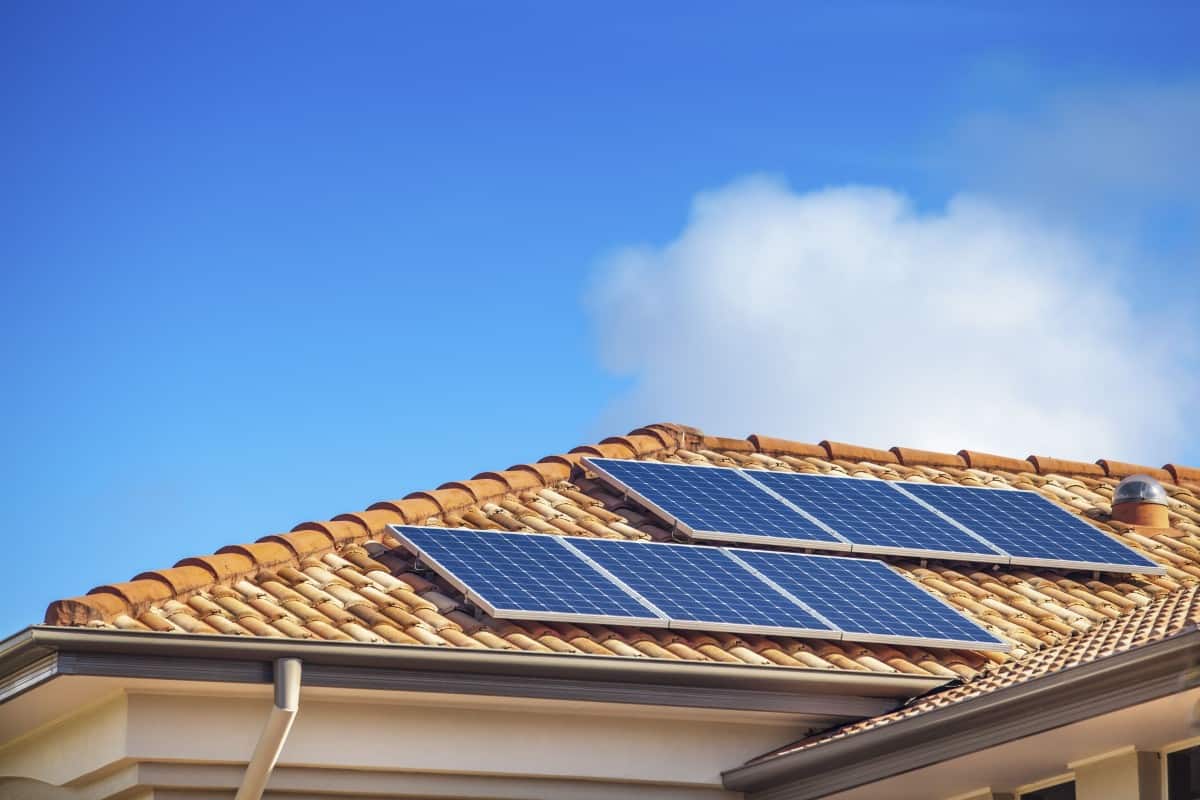 How Many Solar Panels Do I Need To Power My House?